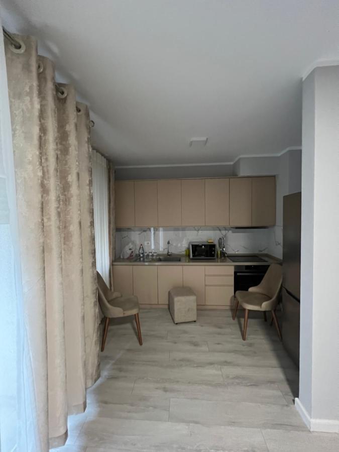 090 Area Daire Tiran Dış mekan fotoğraf